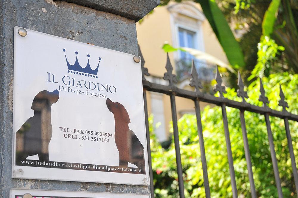 Il Giardino Falcone Acomodação com café da manhã Catânia Exterior foto